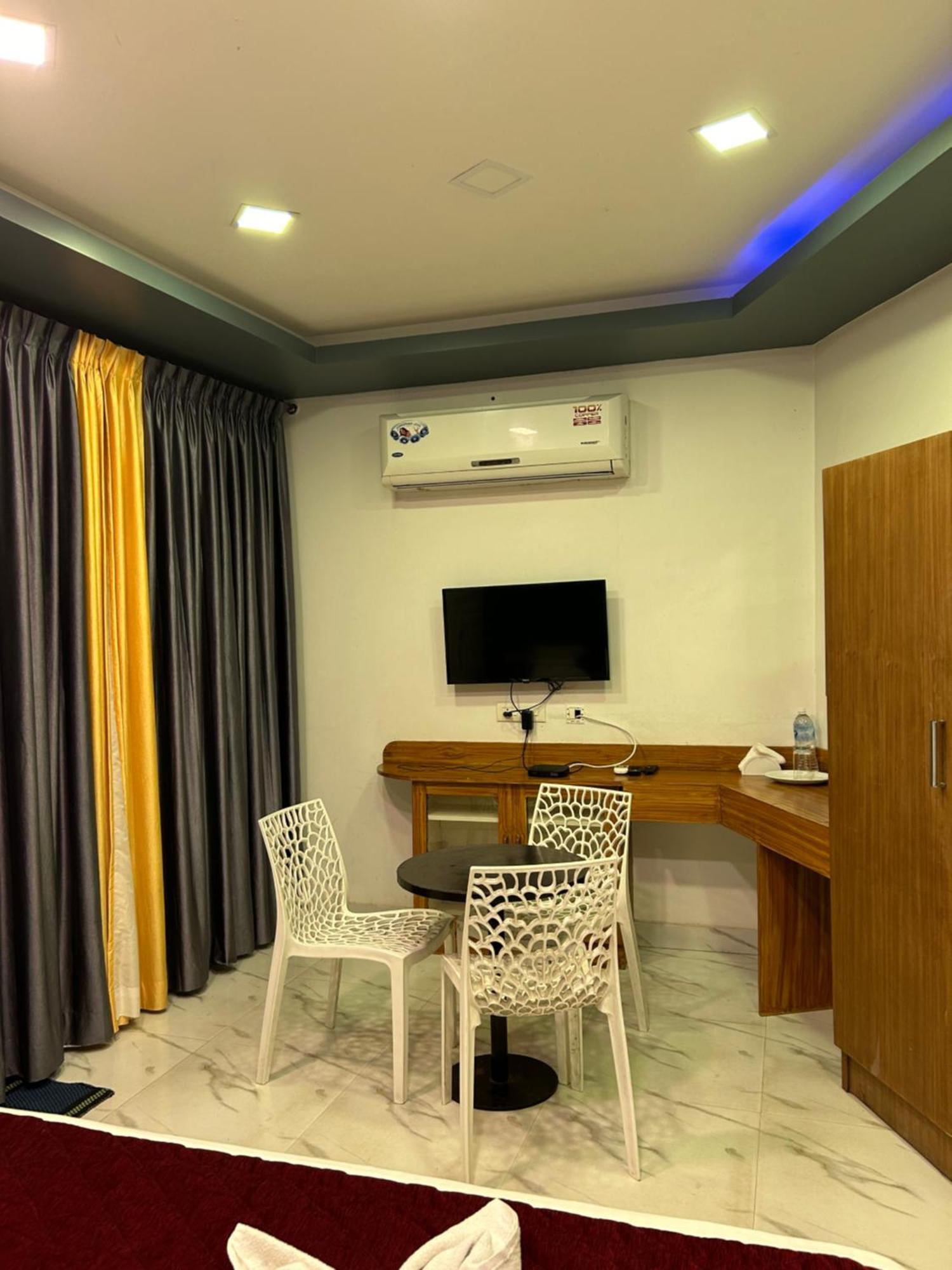 The Elite Beachview Pondicherry Exterior photo